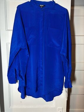 NWT: DKNY Royal Blue Silk Button-Up 2 Pocket Blouse